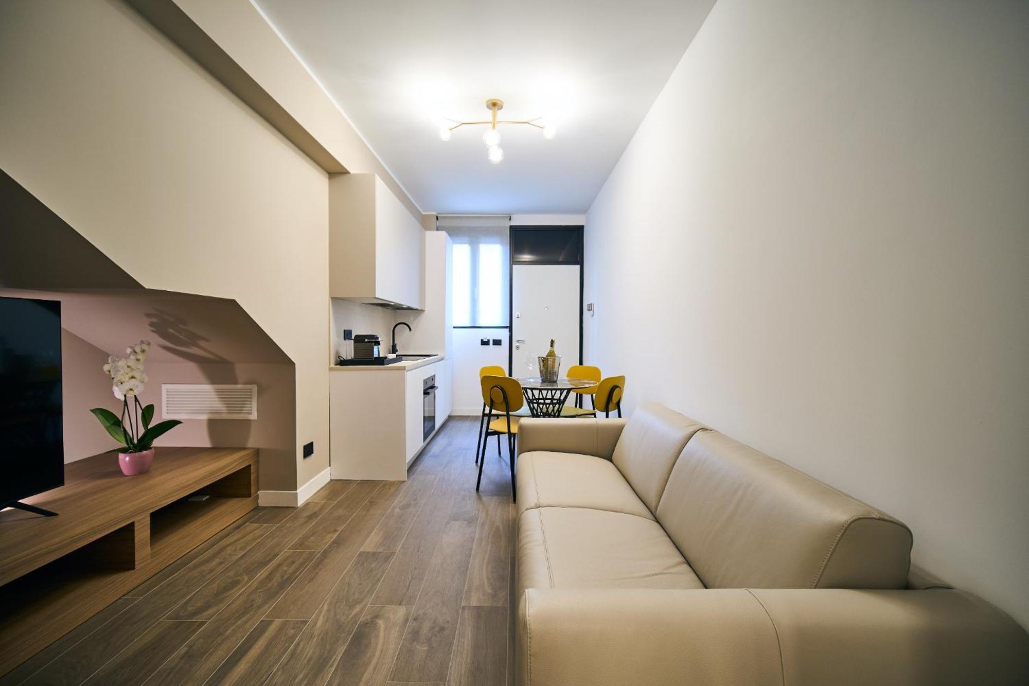 Ferienwohnung Picasso Golden House Next To Duomo Mailand Exterior foto